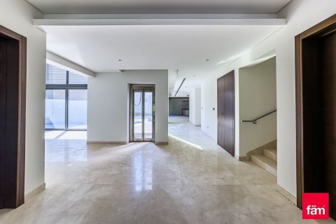 Villa en Dubai, 4 dormitorios, 637.8 m², № 9350 - foto 5