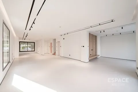 Villa in Dubai 4 bedrooms, 322 sq.m. № 69123 - photo 6