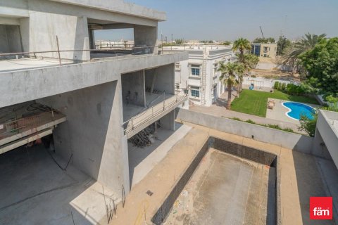 Villa in Umm Al Sheif, Dubai 9 bedrooms, 1393.5 sq.m. № 111277 - photo 16