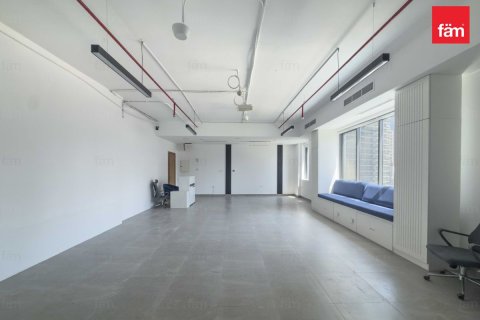 Снять в аренду офис в Бизнес-Бэе, Дубай: 76.6м², № 111270 - фото 8