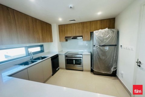 Villa in Dubai 4 bedrooms, 346.8 sq.m. № 111279 - photo 4