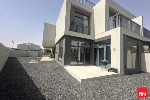 Villa à Dubai, 4 chambres, 346.8 m², № 111279