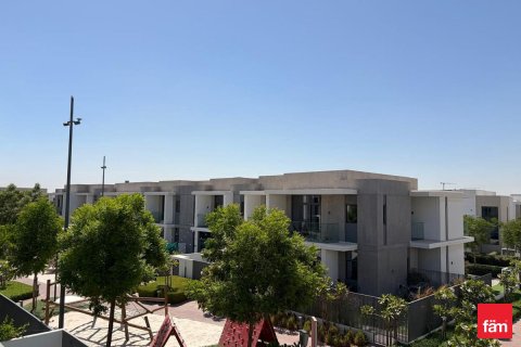 فيلا في دبي 4 غرف نوم, 251.9 م² رقم 111269 - صورة 13