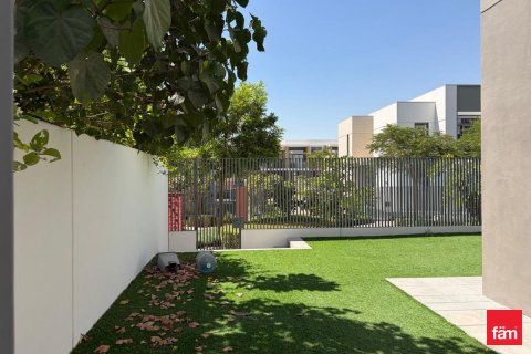 فيلا في دبي 4 غرف نوم, 251.9 م² رقم 111269 - صورة 22