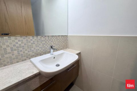 Снять в аренду квартиру в Даунтаун Дубай (Даунтаун Бурдж Дубай), Дубай: 2 спальни, 119.8м², № 112933 - фото 14