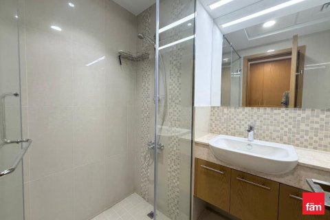 Снять в аренду квартиру в Даунтаун Дубай (Даунтаун Бурдж Дубай), Дубай: 2 спальни, 119.8м², № 112933 - фото 12