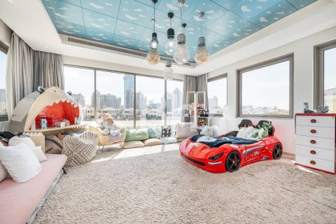 Villa en Palm Jumeirah, Dubai, 6 dormitorios, 1245 m², № 21595 - foto 14