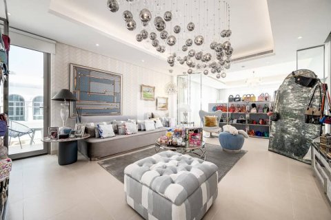 Villa en Palm Jumeirah, Dubai, 6 dormitorios, 1245 m², № 21595 - foto 6
