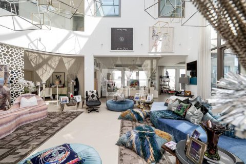Villa en Palm Jumeirah, Dubai, 6 dormitorios, 1245 m², № 21595 - foto 4