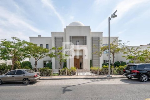 Villa en Palm Jumeirah, Dubai, 6 dormitorios, 1245 m², № 21595 - foto 28