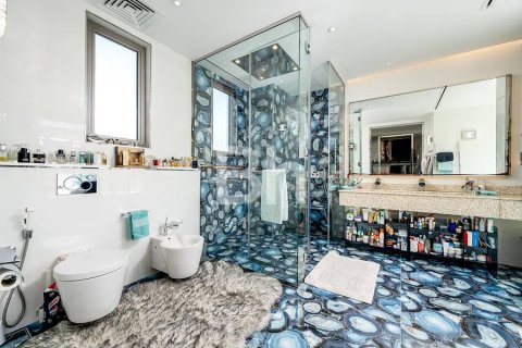 Villa en Palm Jumeirah, Dubai, 6 dormitorios, 1245 m², № 21595 - foto 9