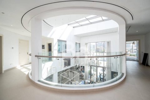 Villa en Palm Jumeirah, Dubai, 6 dormitorios, 1245 m², № 21595 - foto 13