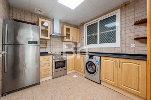 Купить квартиру в Джумейра Лейк Тауэрс, Дубай: 1 спальня, 83м², № 21597 - фото 2