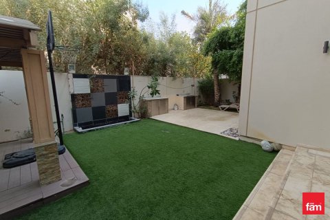 Villa in Meydan, Dubai 6 bedrooms, 512 sq.m. № 83547 - photo 23