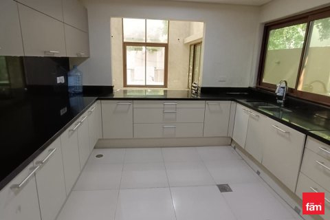 Villa in Meydan, Dubai 6 bedrooms, 512 sq.m. № 83547 - photo 10