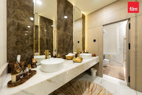 Villa en Dubai, 7 dormitorios, 604.6 m², № 83549 - foto 19