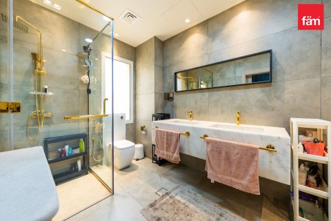 Villa en Dubai, 7 dormitorios, 604.6 m², № 83549 - foto 20
