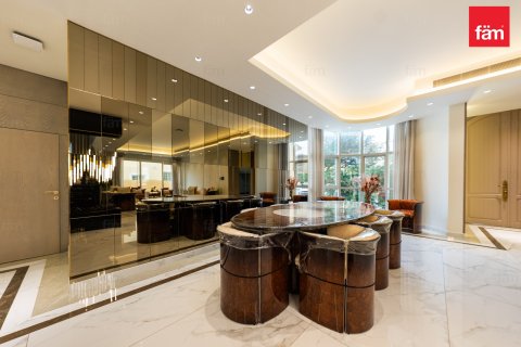 Villa en Dubai, 7 dormitorios, 604.6 m², № 83549 - foto 7