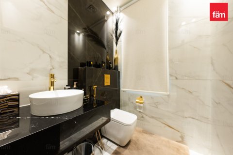 Villa en Dubai, 7 dormitorios, 604.6 m², № 83549 - foto 10