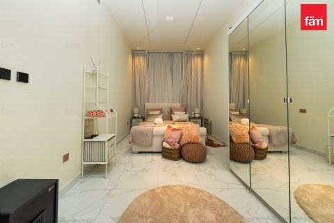 Villa en Dubai, 7 dormitorios, 604.6 m², № 83549 - foto 27