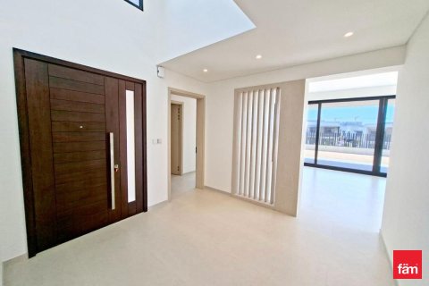 Villa in Jebel Ali, Dubai 4 bedrooms, 676 sq.m. № 110870 - photo 26
