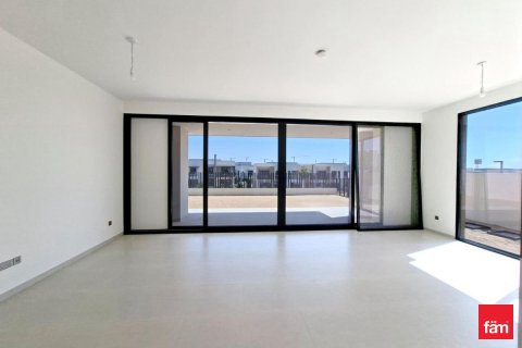 Villa in Jebel Ali, Dubai 4 bedrooms, 676 sq.m. № 110870 - photo 24