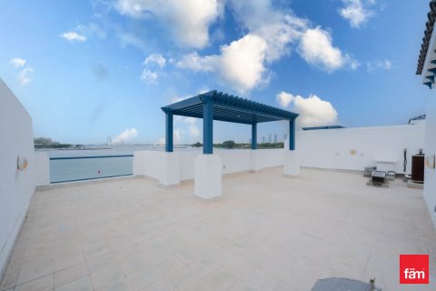 Villa in Palm Jumeirah, Dubai 5 bedrooms, 263.7 sq.m. № 97855 - photo 14