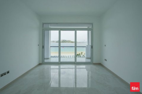 Villa in Palm Jumeirah, Dubai 5 bedrooms, 263.7 sq.m. № 97855 - photo 6