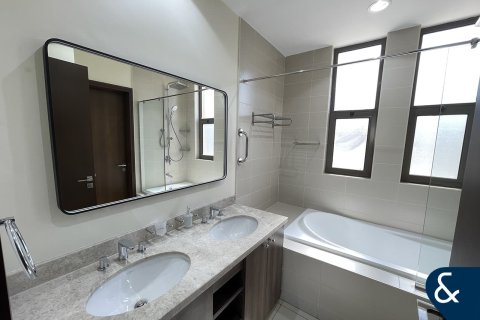 Купить виллу в Mira Oasis, Рим, Дубай: 4 спальни, 263м², № 74469 - фото 23