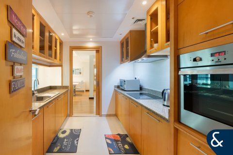 Apartment in Marina Promenade, Dubai Marina, Dubai 2 bedrooms, 127 sq.m. № 76184 - photo 4