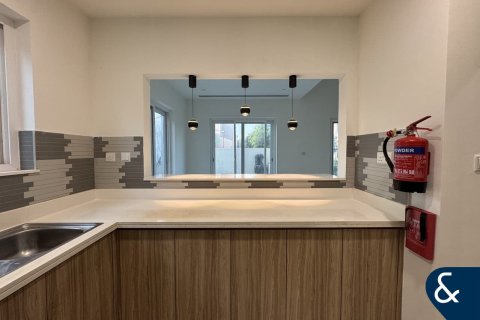 Townhouse in Villanova, Dubai Land, Dubai 4 bedrooms, 209 sq.m. № 76188 - photo 8