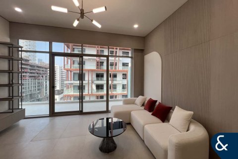 Снять в аренду квартиру в Джумейра Вилладж Серкл, Дубай: 1 спальня, 81м², № 76186 - фото 3