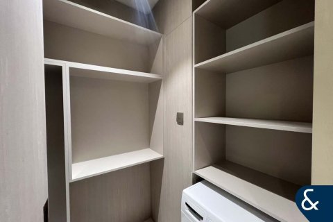 Снять в аренду квартиру в Джумейра Вилладж Серкл, Дубай: 1 спальня, 81м², № 76186 - фото 12