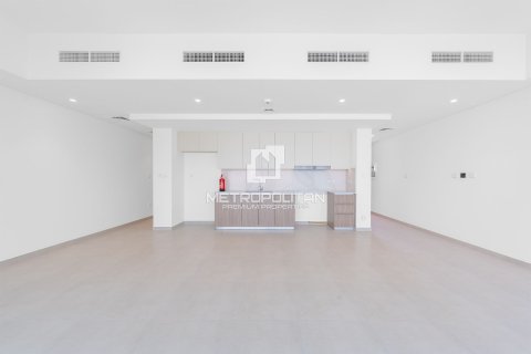 Townhouse in The Valley, Dubai 3 bedrooms, 174 sq.m. № 73672 - photo 17