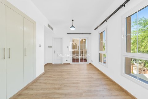 Villa en The Springs, Dubai, 2 dormitorios, 178 m², № 73681 - foto 2