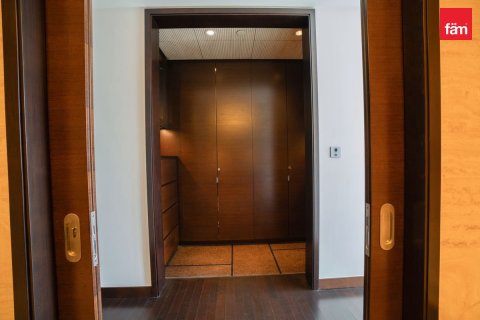 Купить квартиру в Даунтаун Дубай (Даунтаун Бурдж Дубай), Дубай: 2 спальни, 143.6м², № 11044 - фото 9