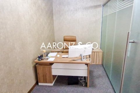 Снять в аренду офис в Бизнес-Бэе, Дубай: 116м², № 84526 - фото 8