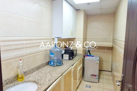 Снять в аренду офис в Бизнес-Бэе, Дубай: 116м², № 84526 - фото 10