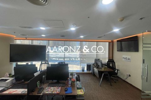 Снять в аренду офис в Бизнес-Бэе, Дубай: 158м², № 84525 - фото 6