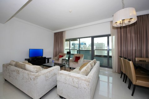 Apartamento en CAPITAL BAY en Business Bay, Dubai, 1 dormitorio, 96 m², № 62804 - foto 2