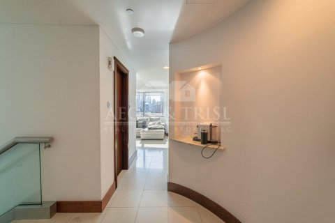 Apartamento en World Trade Center, Dubai, 1 dormitorio, 135 m², № 62806 - foto 3