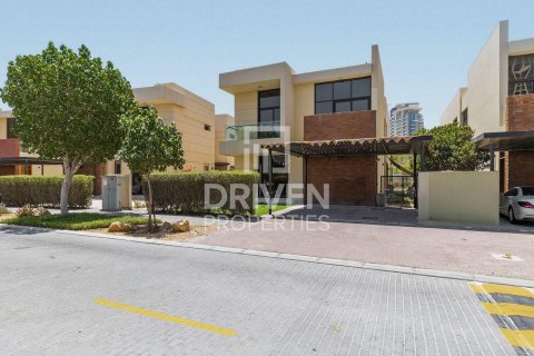 Villa à DAMAC Hills (Akoya by DAMAC), Dubai, 5 chambres, 660.08 m², № 129415 - photo 14