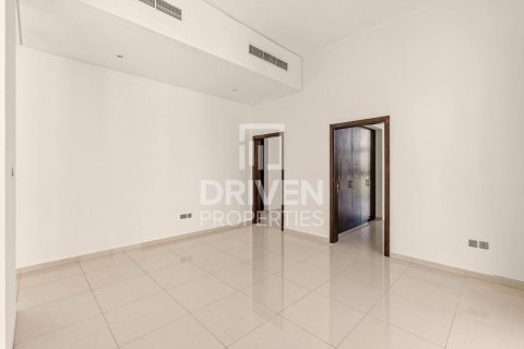 Villa à DAMAC Hills (Akoya by DAMAC), Dubai, 5 chambres, 660.08 m², № 129415 - photo 9