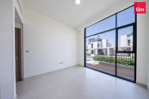 Townhouse in Dubai 4 bedrooms, 448 sq.m. № 111891 - photo 19