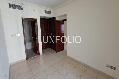Apartment in Mohammad Bin Rashid Boulevard, Downtown Dubai (Downtown Burj Dubai), Dubai 1 bedroom, 120 sq.m. № 46114 - photo 9