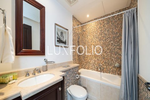 Apartment in Reehan, Old Town, Dubai 2 bedrooms, 126 sq.m. № 46116 - photo 23