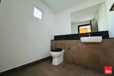 Снять в аренду таунхаус в Дубае: 3 спальни, 271.8м², № 100243 - фото 8