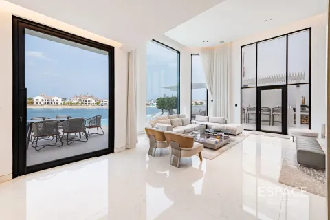 Villa en Palm Jumeirah, Dubai, 4 dormitorios, 465 m², № 61883 - foto 2