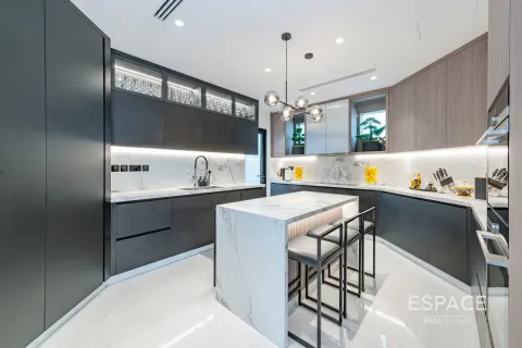 Villa en Palm Jumeirah, Dubai, 4 dormitorios, 465 m², № 61883 - foto 9