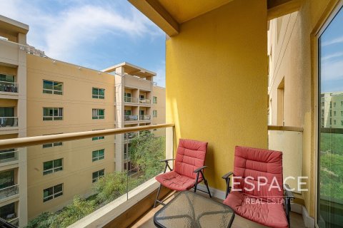 Apartamento en Greens, Dubai, 1 dormitorio, 70 m², № 61882 - foto 3